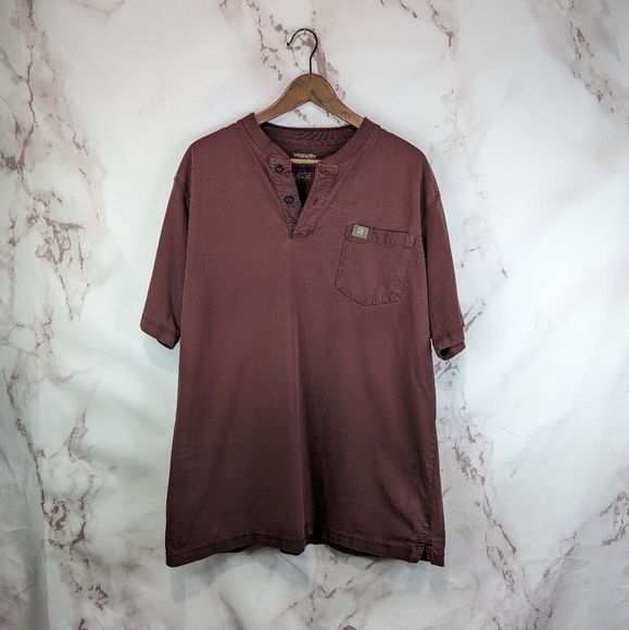 Wrangler T Shirt Men Large Red Henley Short Sleeve Button Riggs Workwear Pocket - Picture 1 of 9